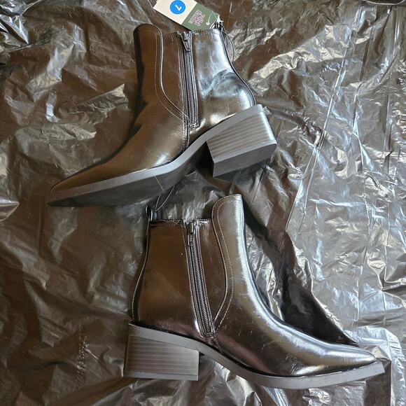 Target Wild Fable Giovanna Western Pointed Toe Chelsea Ankle Boot NWT 7 Black - Picture 3 of 5